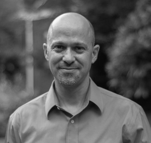 Headshot of Stephen Sklarew
