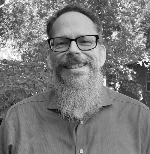 Headshot of Tim Oates